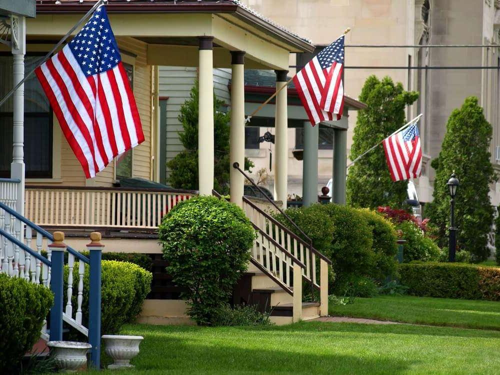 House with flags